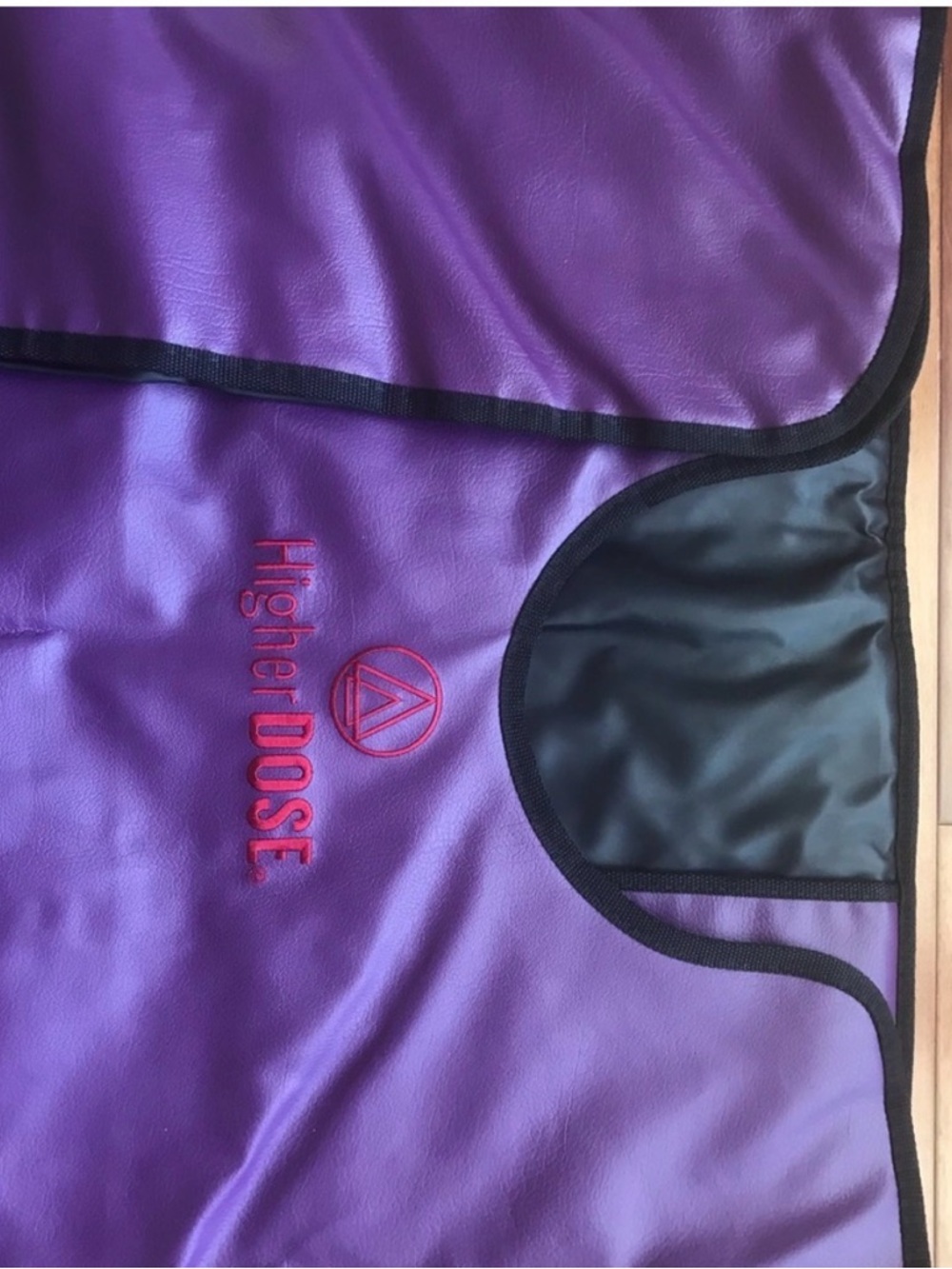 NWOT Higher Dose Purple Infrared Sauna Mat and NWT Travel Bag - Picture 5 of 10